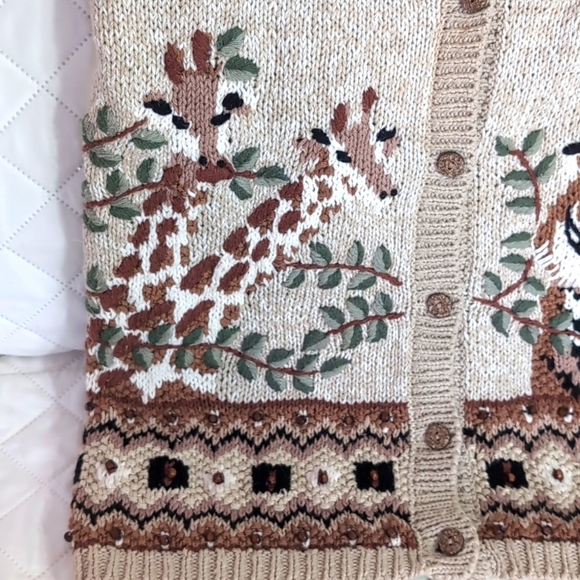 Koret Woman's Knitted Safari Animal Design Button Down Vest,Size S(8-10). - Picture 3 of 10